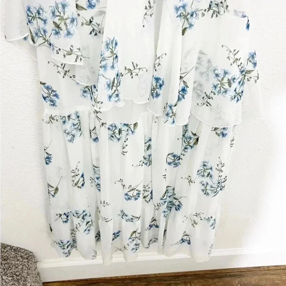 NWT Happy Girls Are The Prettiest Floral Off The Shoulder Ruffle Maxi, Size 2 - Picture 11 of 13